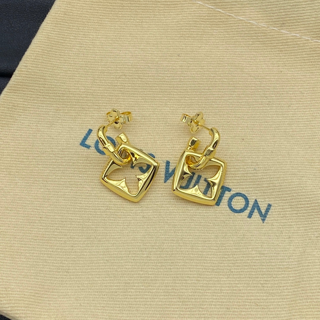 Boucles d'oreilles pendentifs Monogram Flower