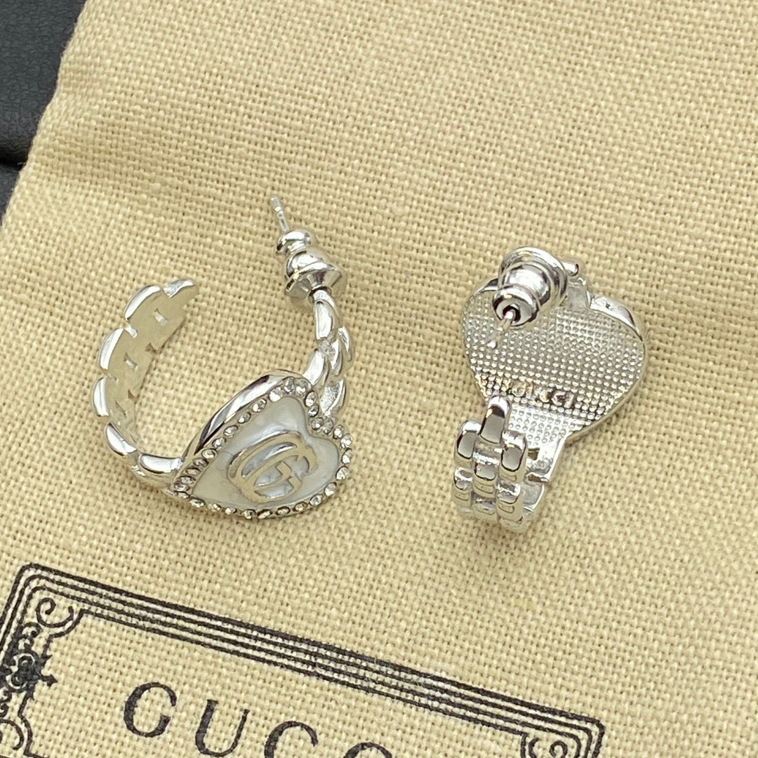 Boucles d'oreilles créoles cœur vintage