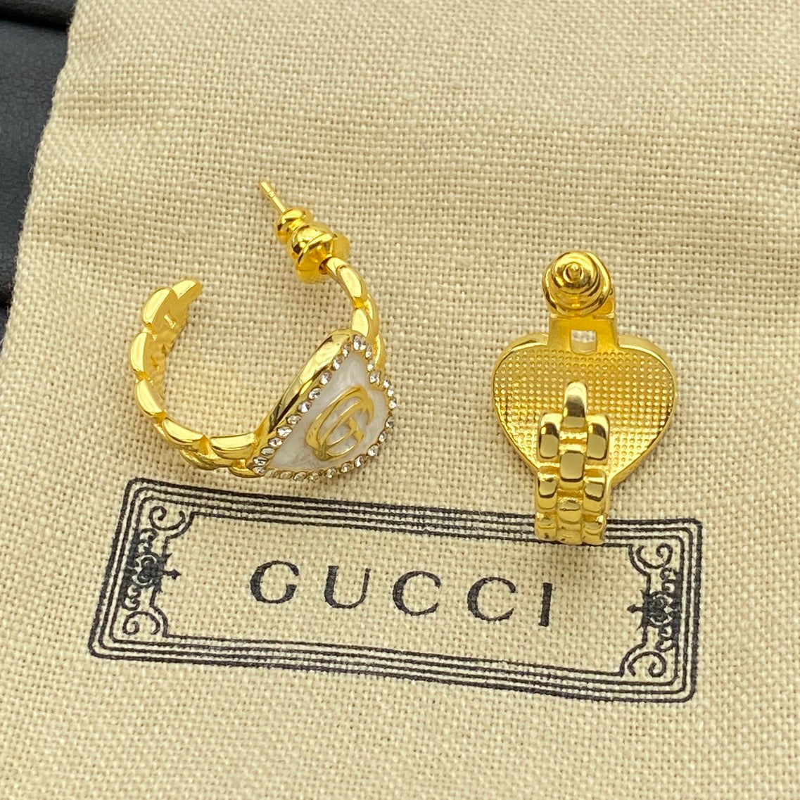 Boucles d'oreilles créoles cœur vintage