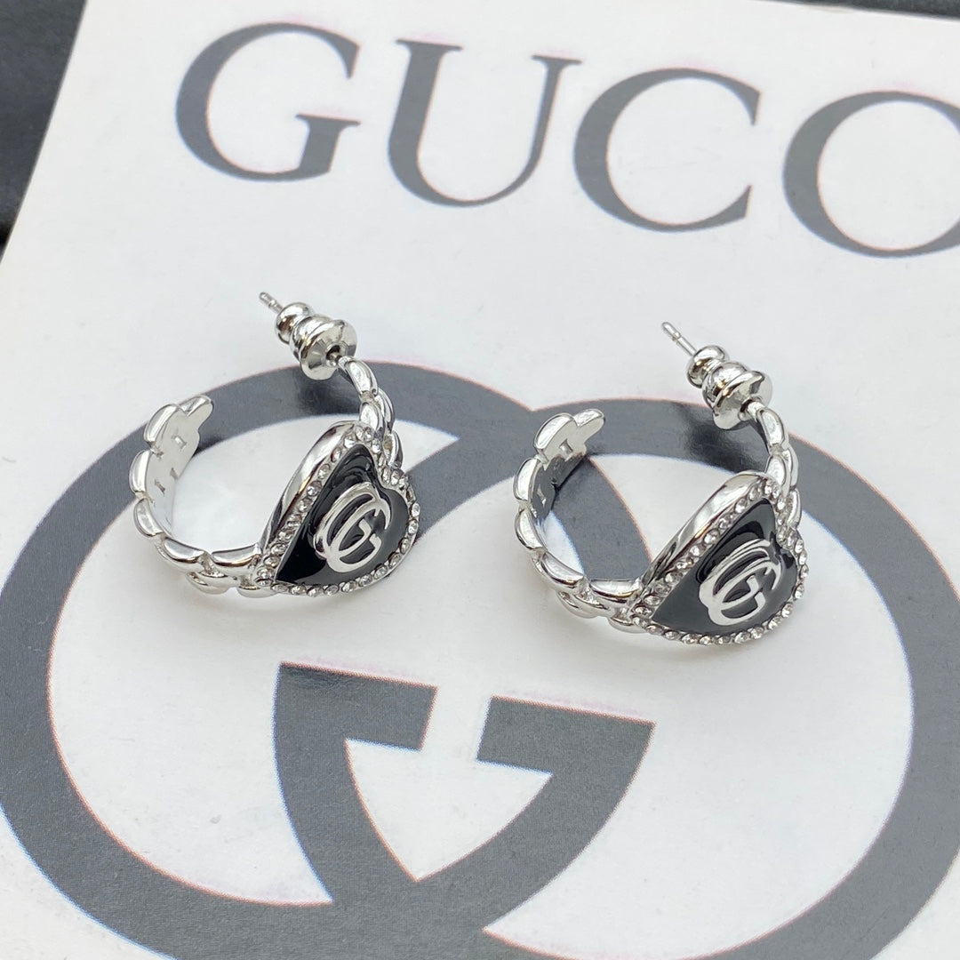 Boucles d'oreilles créoles cœur vintage