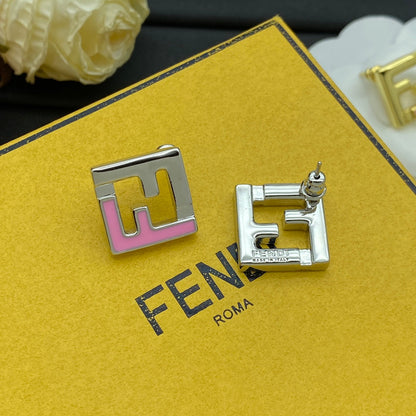 Boucles d'oreilles en métal couleur pêche F Square