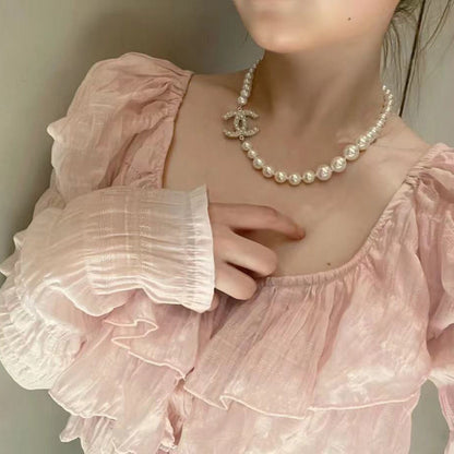 Elegante collar de perlas