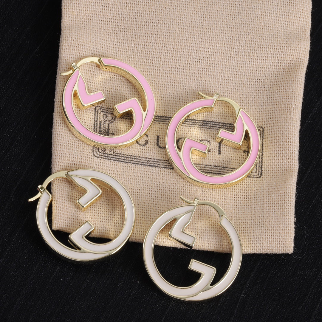 Boucles d'oreilles créoles rondes découpées en émail
