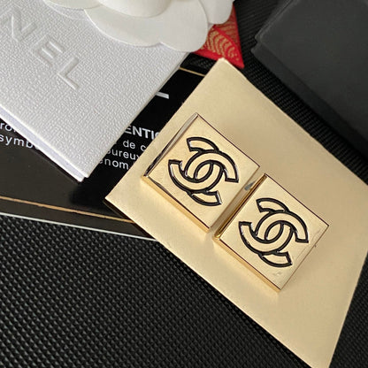 Pendientes Cuadrados Dorados Vintage