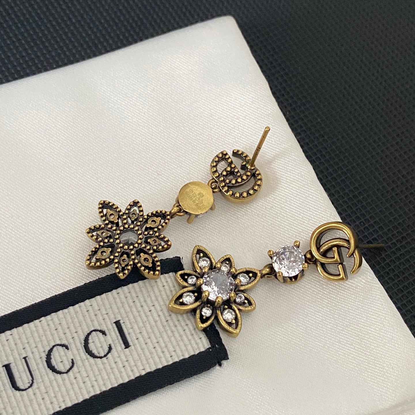 Boucles d'oreilles G Fleur de cristal