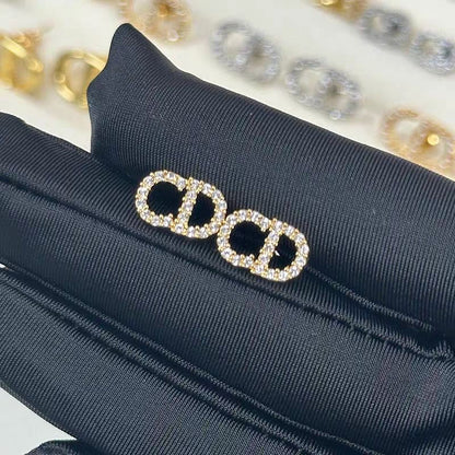 Mini-clous d'oreilles en strass Tempérament