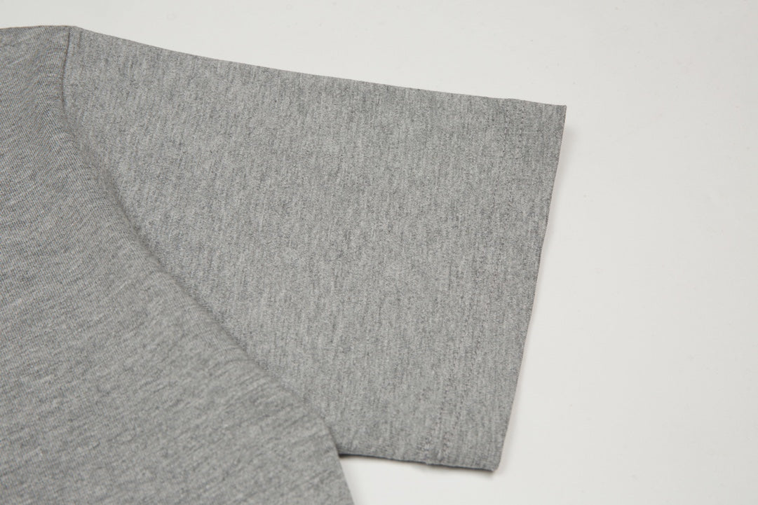 T-shirt gris imprimé vintage