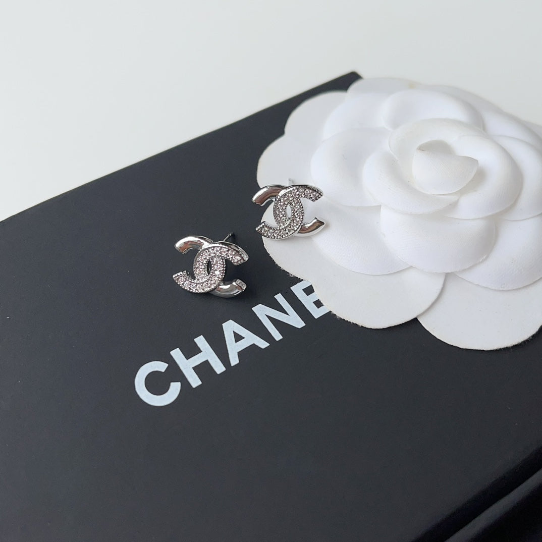 Boucles d'oreilles de luxe Mini Logo Diamant