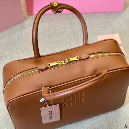 Grand sac en cuir Beau