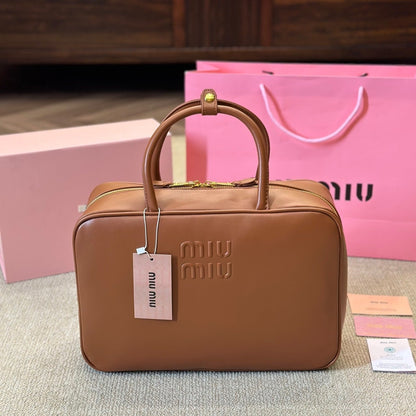 Grand sac en cuir Beau