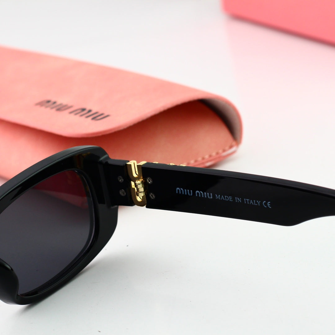 Lunettes de soleil rectangulaires en métal pour femmes, style mode