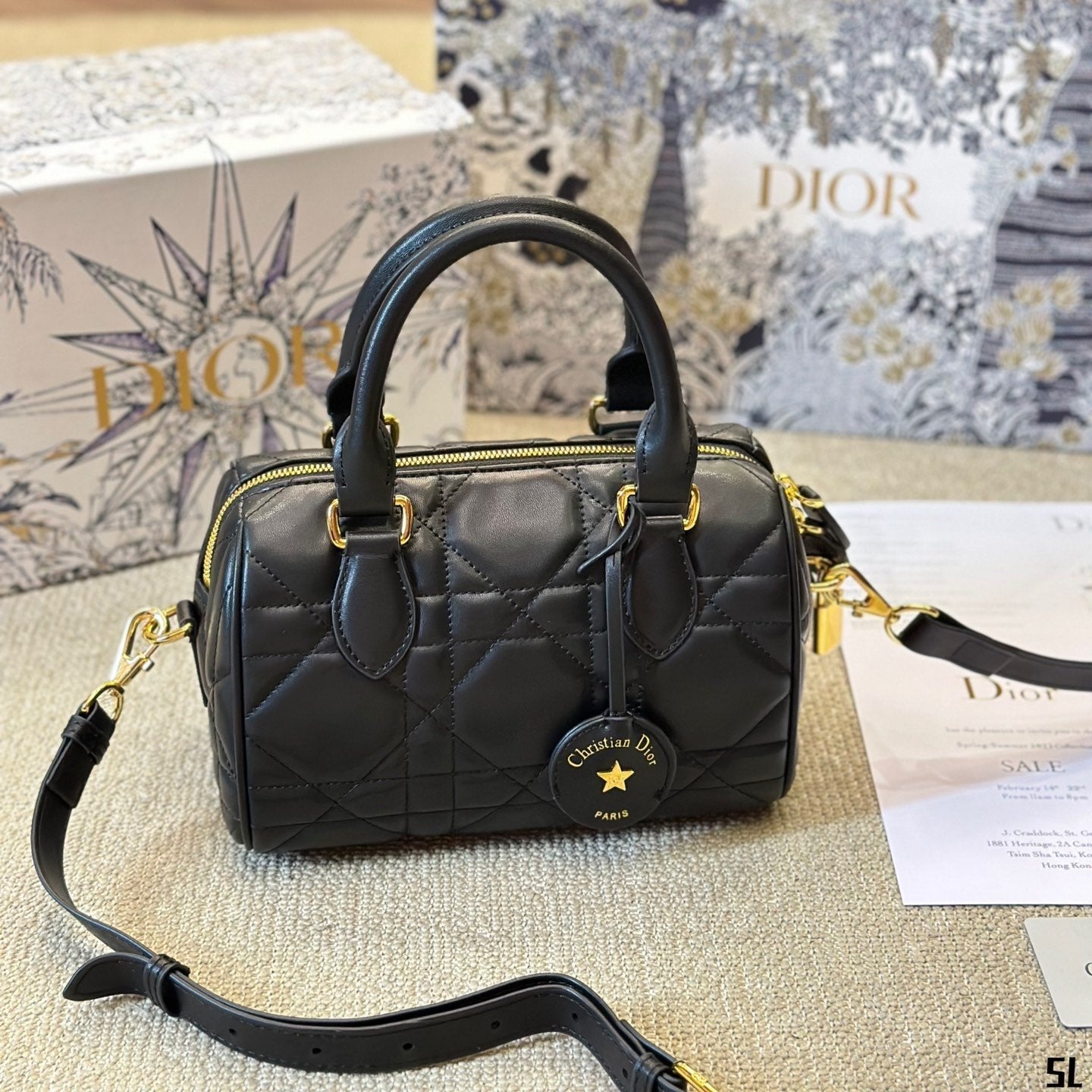 Sac Groove 20 en veau Macrocannage noir
