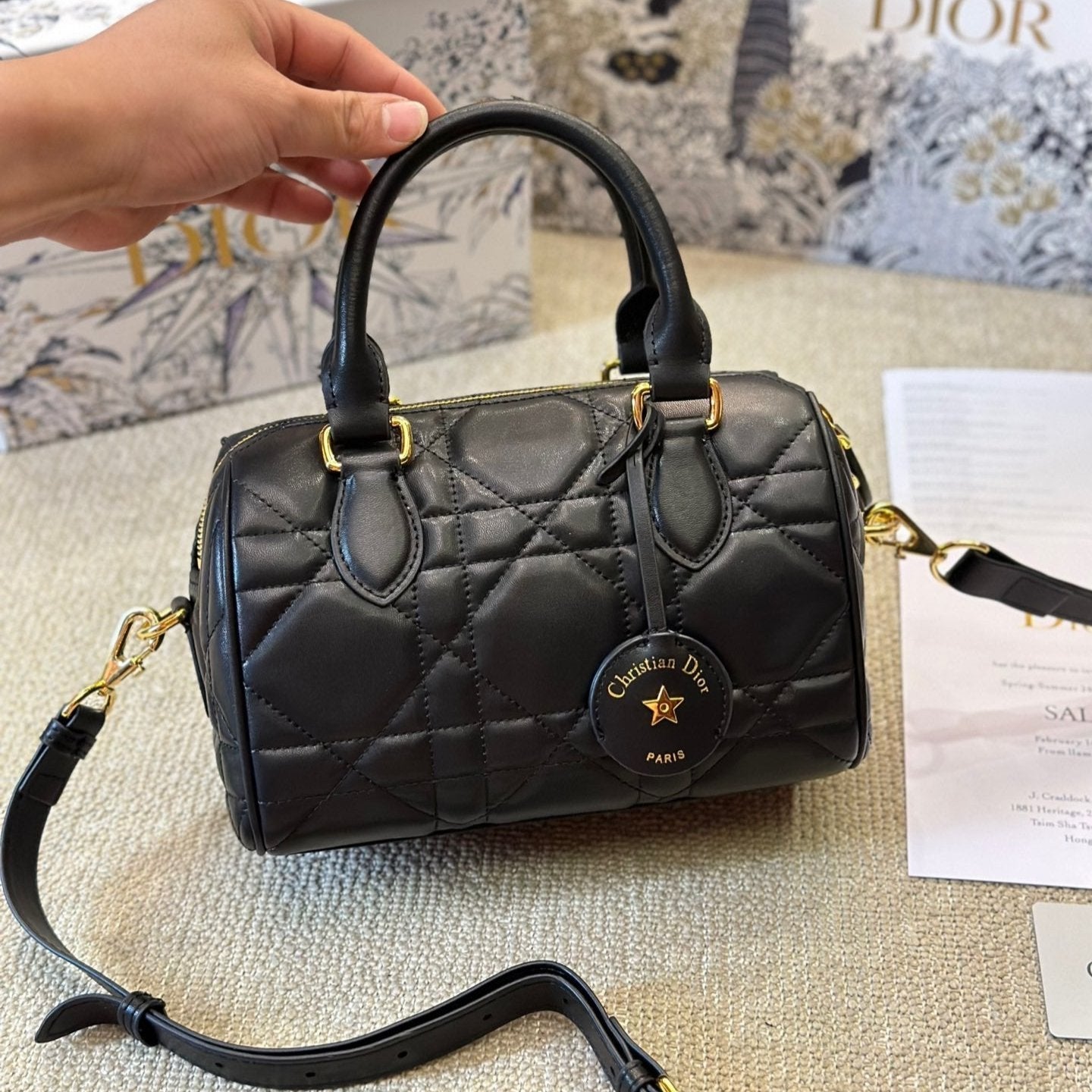 Sac Groove 20 en veau Macrocannage noir