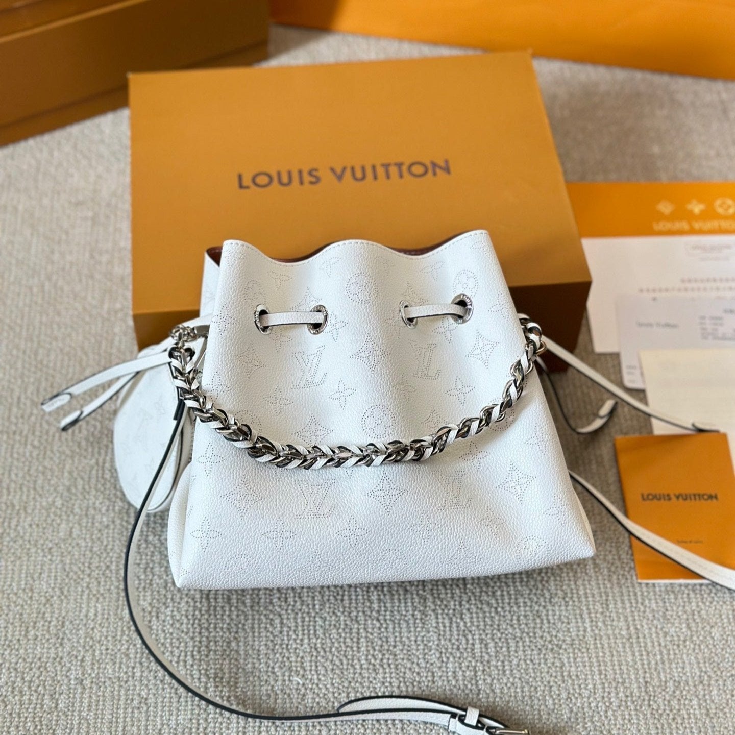 Sac seau Bella Monogram évidé