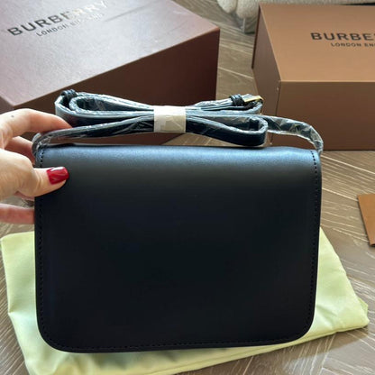 Sac Tofu à Boucle en Métal Noir