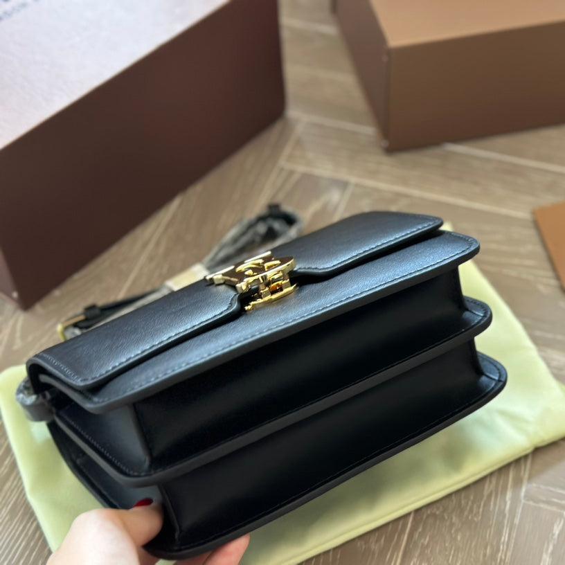 Sac Tofu à Boucle en Métal Noir