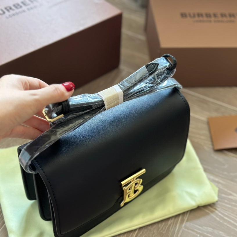 Sac Tofu à Boucle en Métal Noir