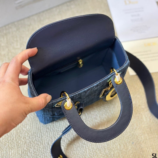Bolso Lady pequeño de denim Cannage gráfico azul