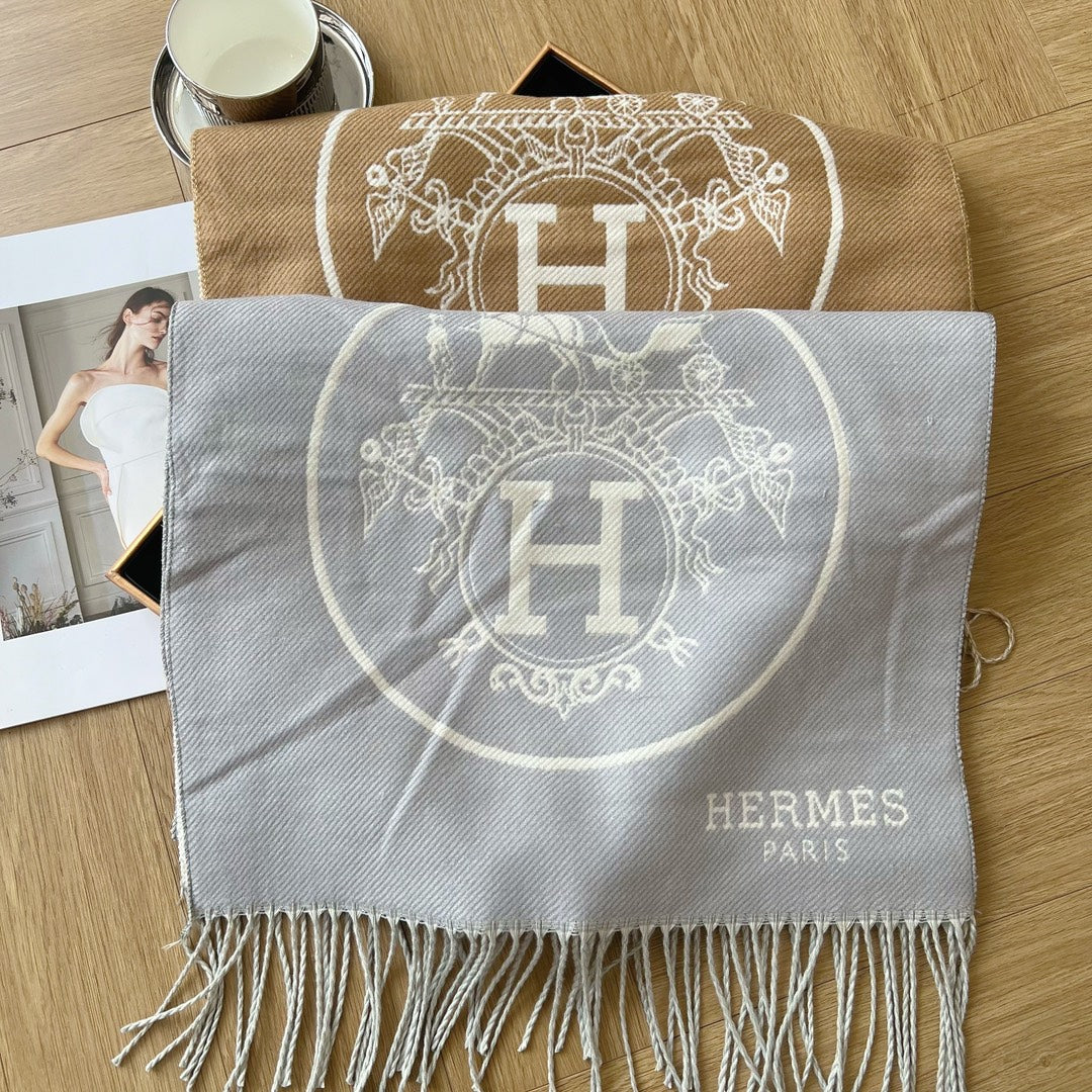 H Foulard en cachemire gaufré à motif H