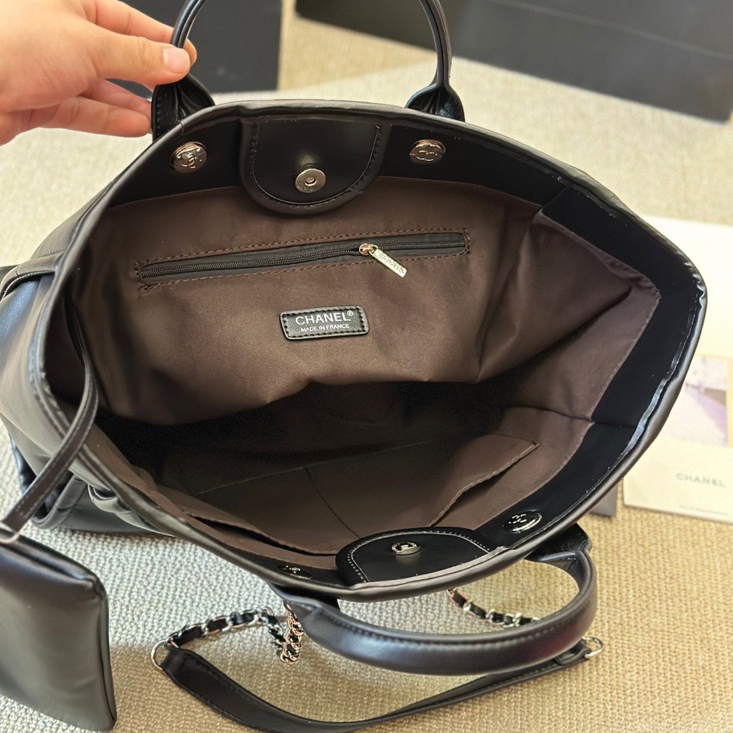 Grand sac fourre-tout en cuir noir