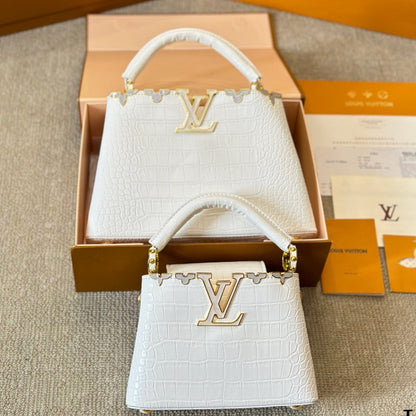 Sac Capucines blanc en cuir motif crocodile