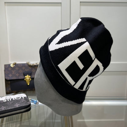 Chapeau en maille doux unisexe en laine avec lettres