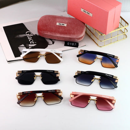 Lunettes de soleil rectangulaires en métal pour femmes, style mode