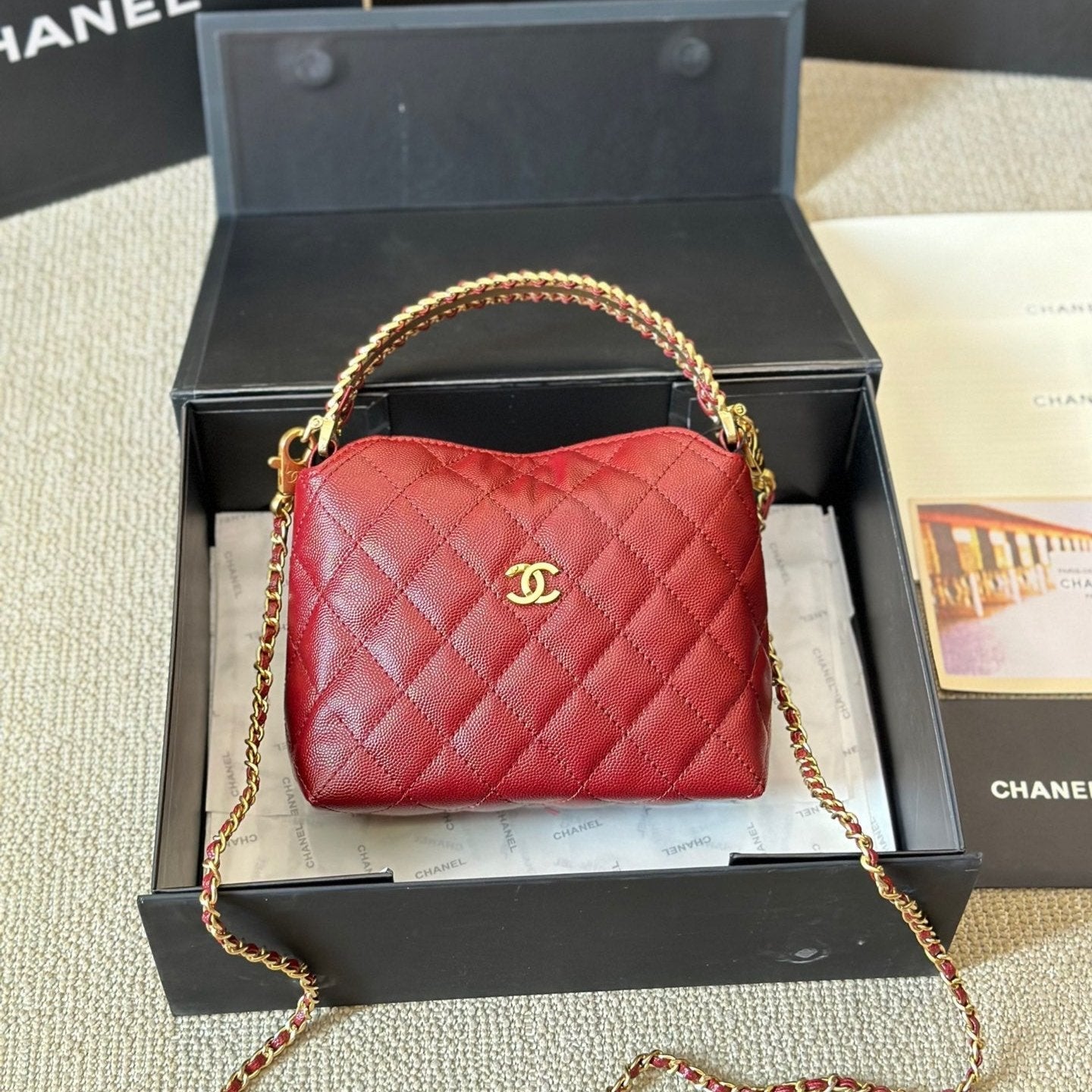Sac vintage en métal à bandoulière