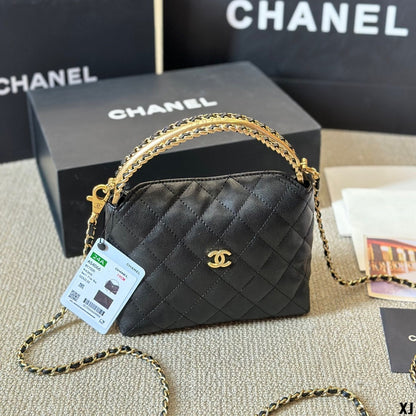 Sac vintage en métal à bandoulière