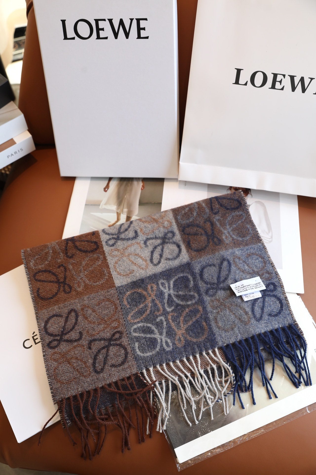 Écharpe Anagramme Damier Bicolore