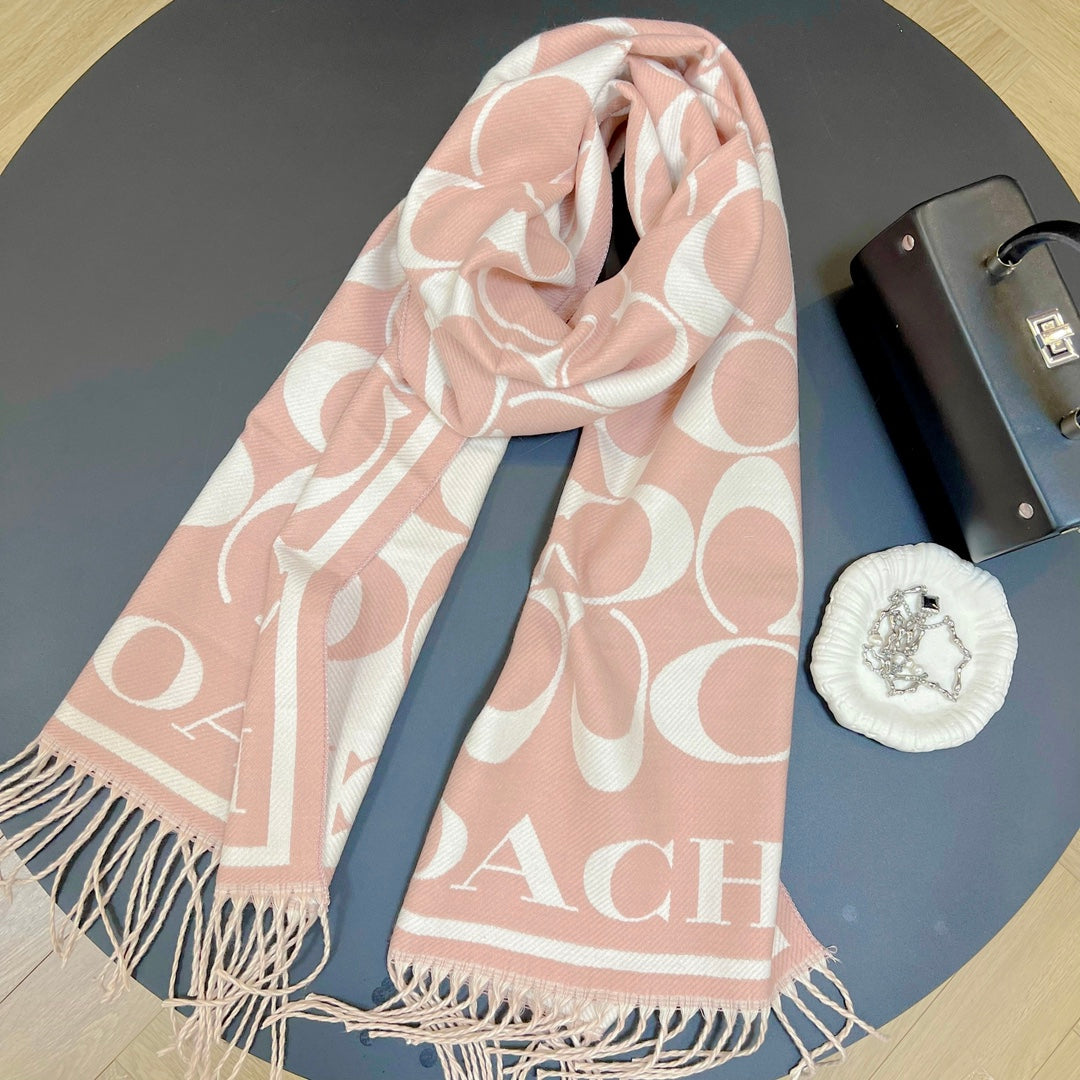 Écharpe motif C intégral tendance