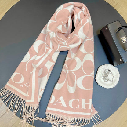 Écharpe motif C intégral tendance