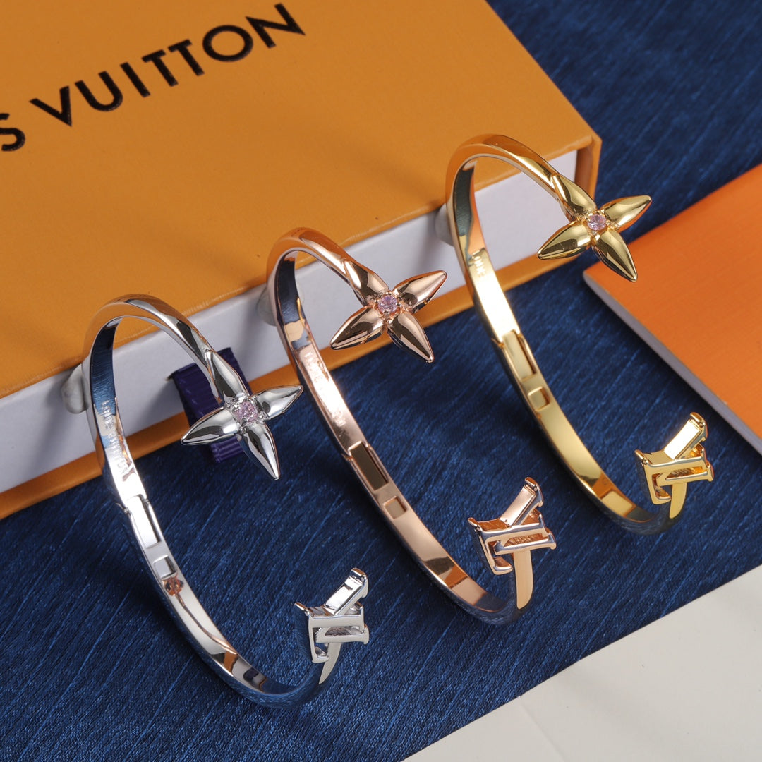 Bracelet jonc ouvert Signature Monogram Fleur de Diamant
