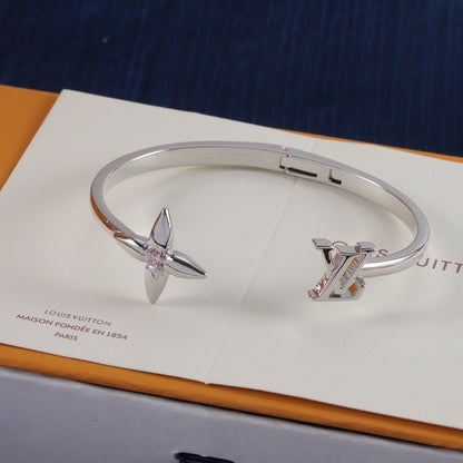 Bracelet jonc ouvert Signature Monogram Fleur de Diamant