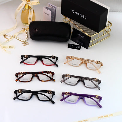 Lunettes logo diamant carré