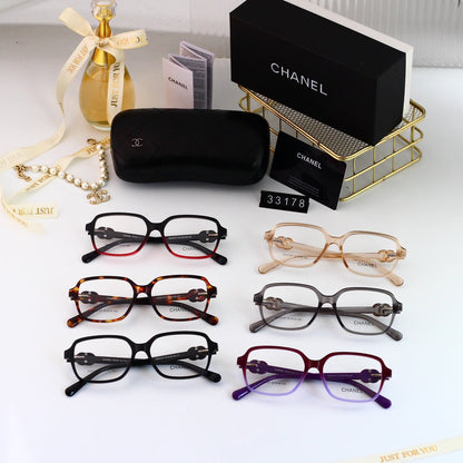 Lunettes logo diamant carré