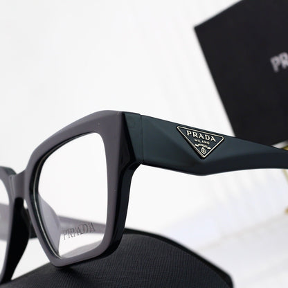 Lunettes Logo Triangle Rétro Classique