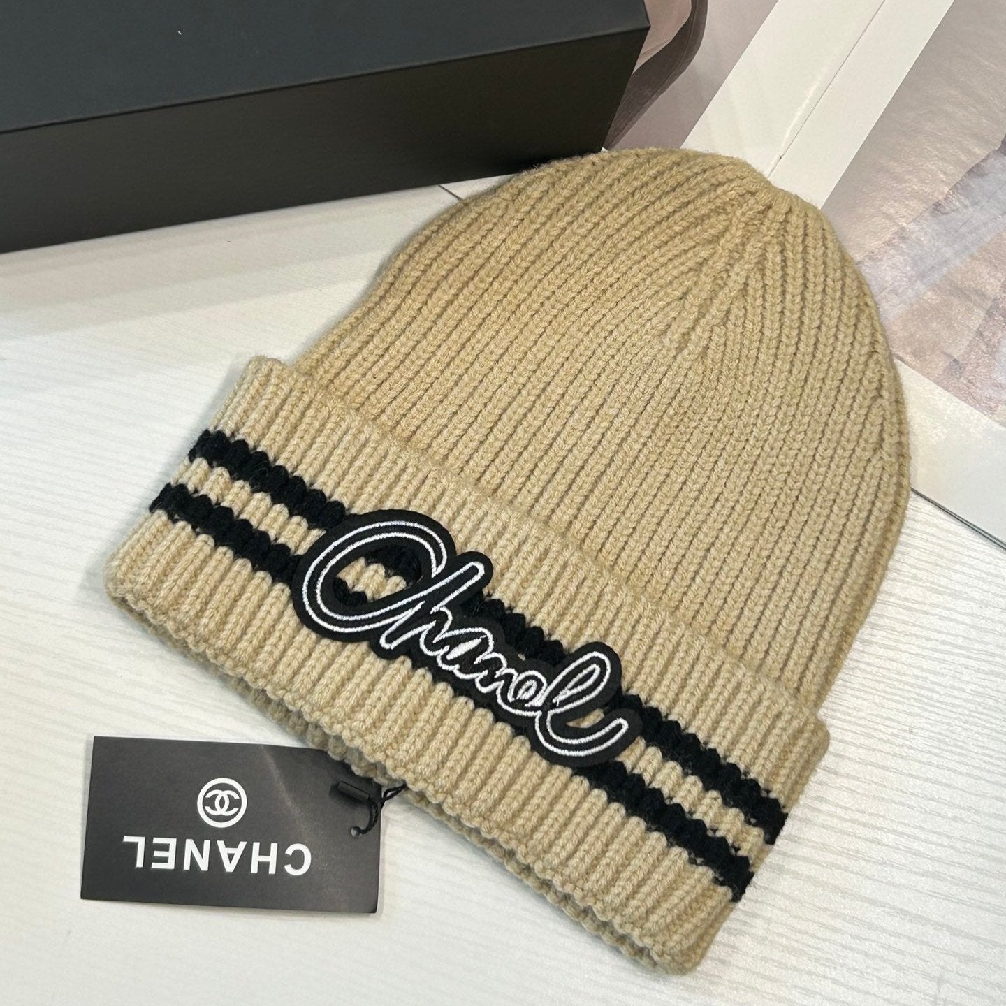 Bonnet en Laine Tendance 5 Couleurs avec Lettres