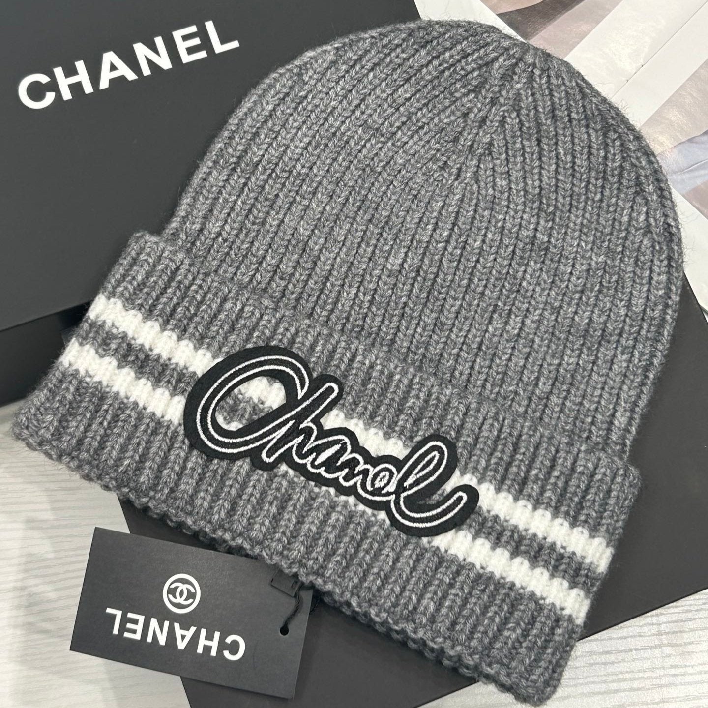 Bonnet en Laine Tendance 5 Couleurs avec Lettres