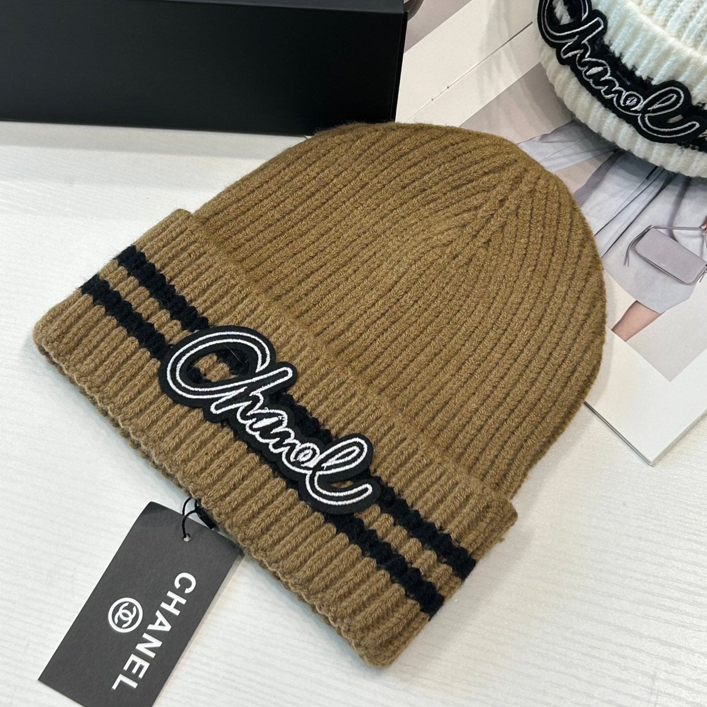 Bonnet en Laine Tendance 5 Couleurs avec Lettres