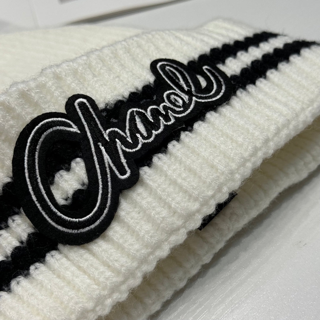 Bonnet en Laine Tendance 5 Couleurs avec Lettres
