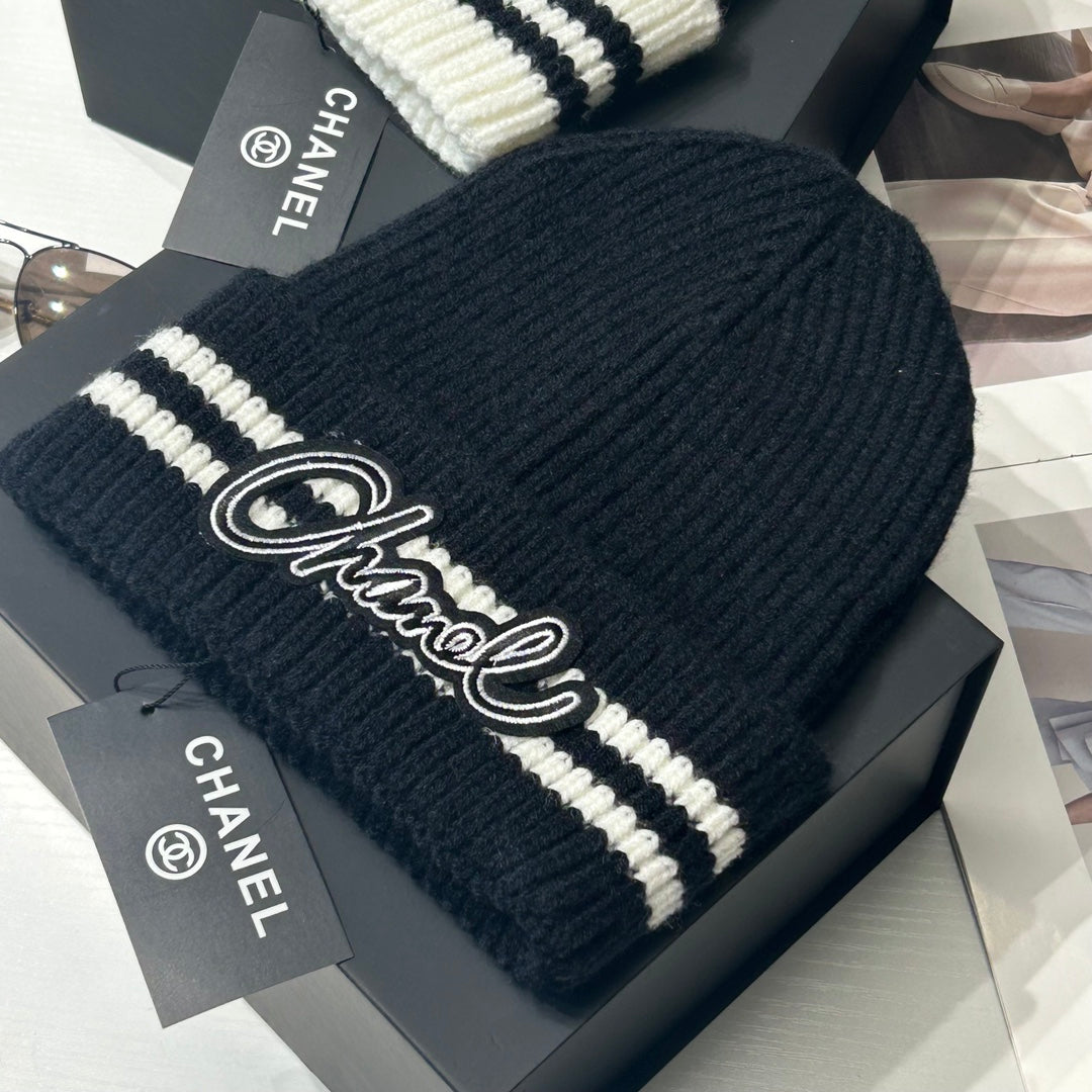 Bonnet en Laine Tendance 5 Couleurs avec Lettres