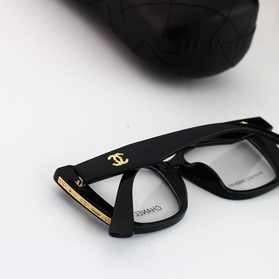 Lunettes vintage à monture métallique