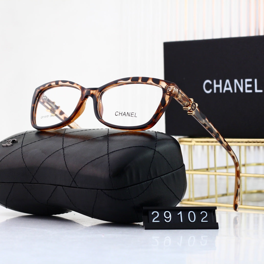 Lunettes à logo strass tendance