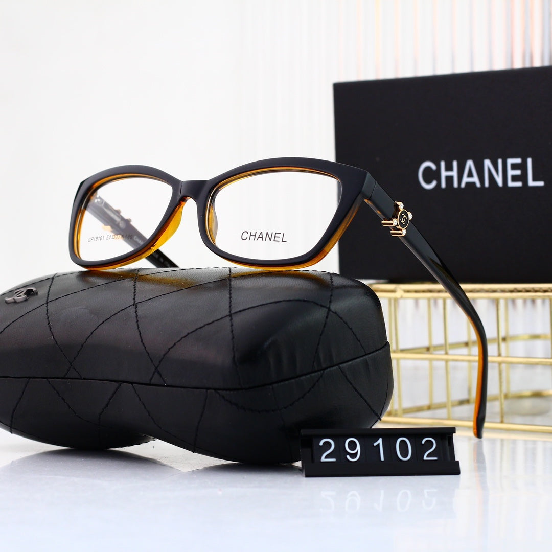 Lunettes à logo strass tendance
