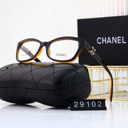 Lunettes à logo strass tendance
