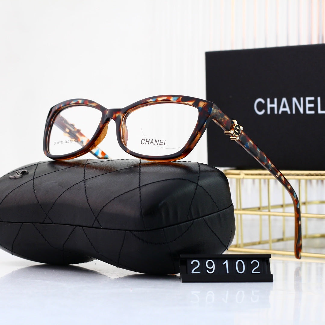 Lunettes à logo strass tendance