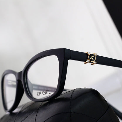 Lunettes à logo strass tendance