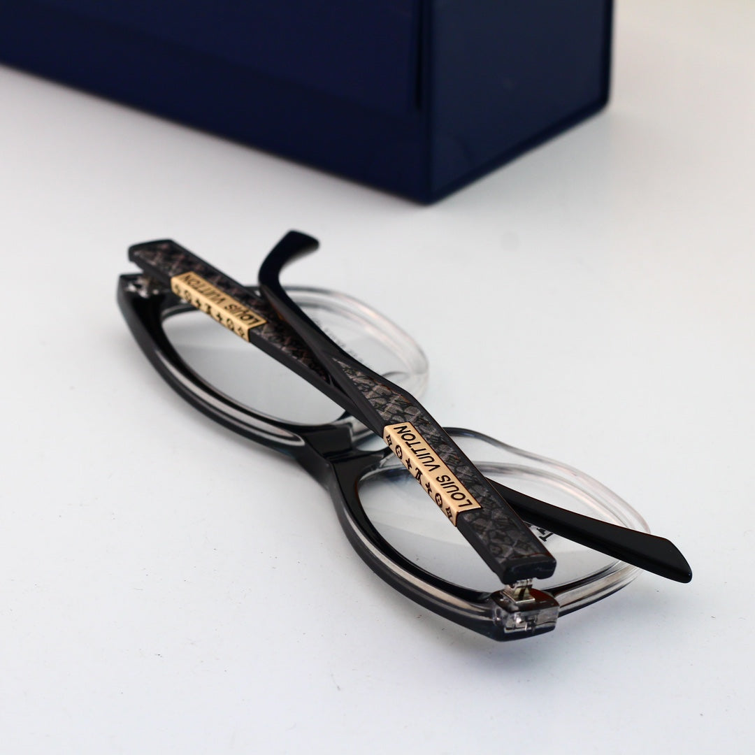 Lunettes Vintage à Monture Gravée