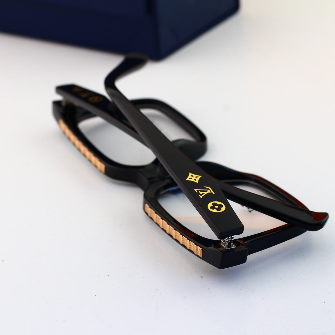 Nouvelles lunettes carrées à monture métallique